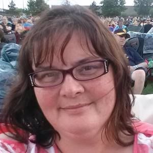 Meet your Posher, Tina