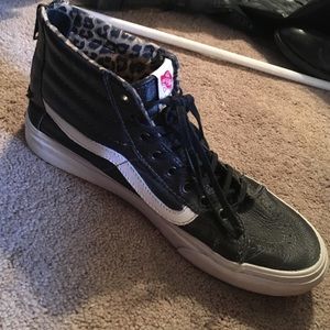 Authentic High Top leather black Vans