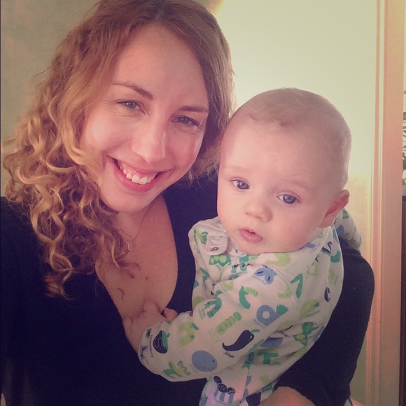 Meet your Posher, Carrie - Picture 2 of 2