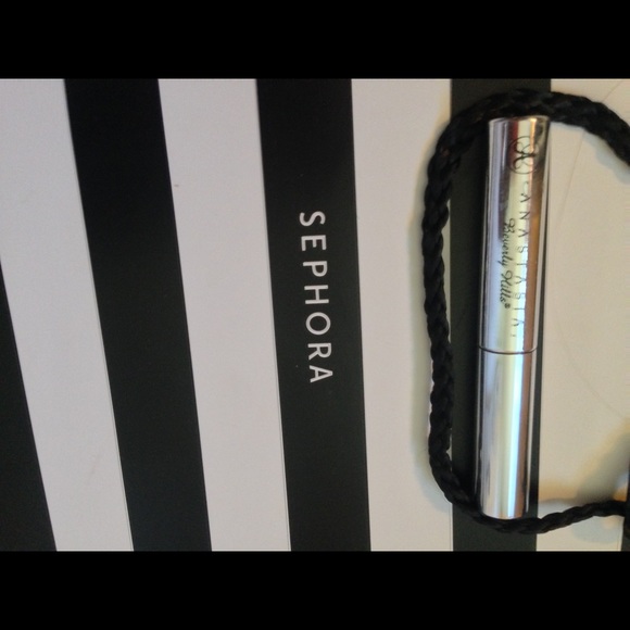 Anastasia of Beverly Hills clear fuller brow gel - Picture 1 of 2
