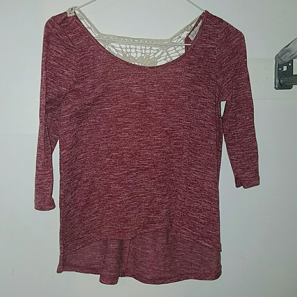 Half sleeve shirt good for fall time