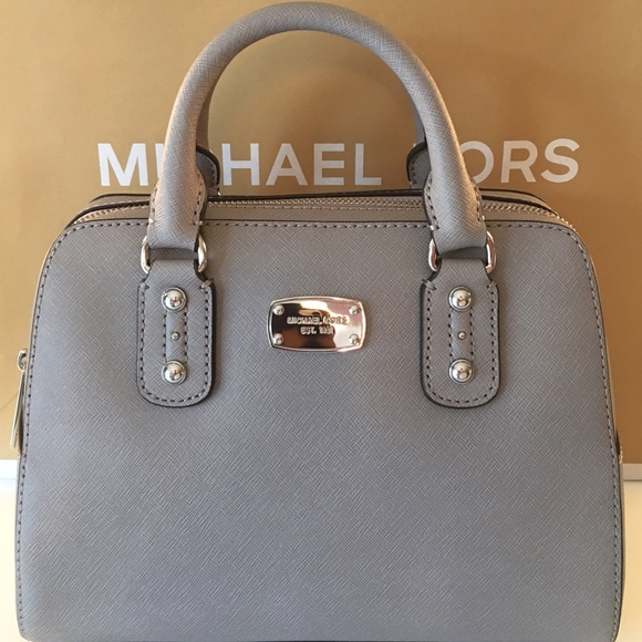 Michael Kors Handbags - 🆕MICHAEL KORS NEW SHOULDER/CROSSBODY BAG 💯AUTH