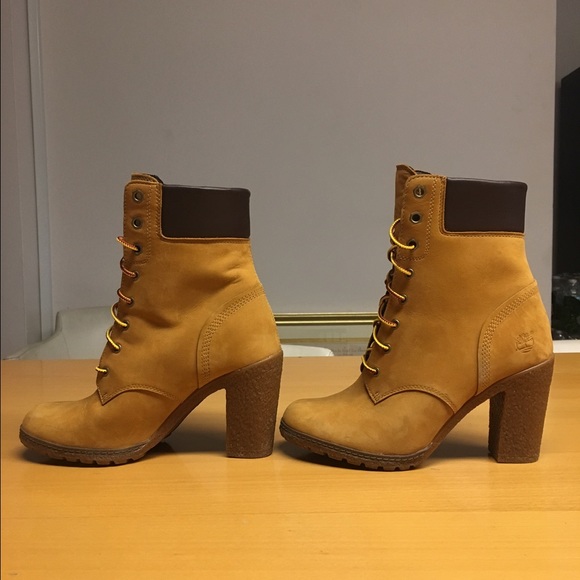Timberland - Heeled Boots - Size 7
