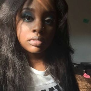 Meet your Posher, Bria