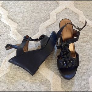 Black wedge sandals