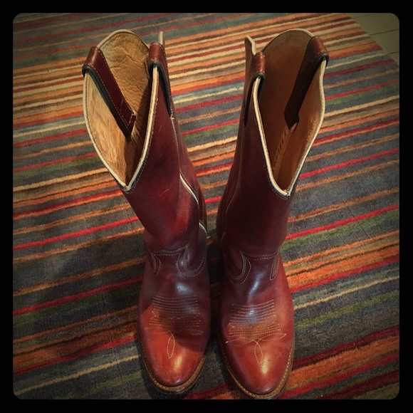 Vintage red leather mid calf cowboy boots,AMAZING