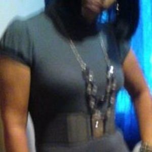 Meet your Posher, Yoly