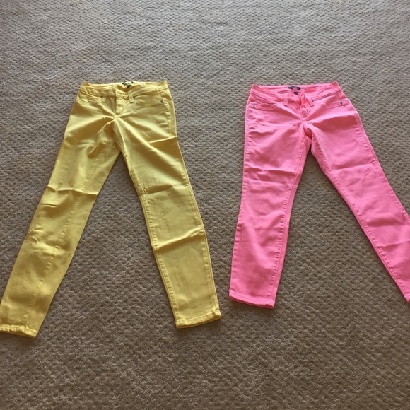2 pair Bebe size 26