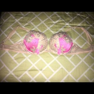 Victoria's Secret bra