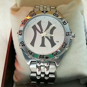 Brand new Amitron Yankees watch