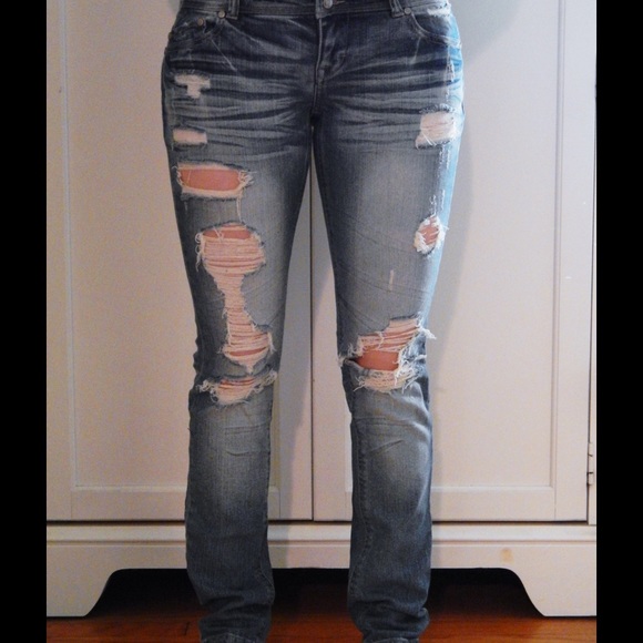 Rue21 Jeans - Premiere Denim by Rue 21 Distressed Jeans Sz 3/4 Rue21 Jeans - Premiere Denim by Rue 21 Distressed Jeans Sz 3/4