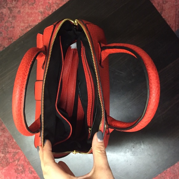 π Cute Red Purse π - Picture 3 of 3