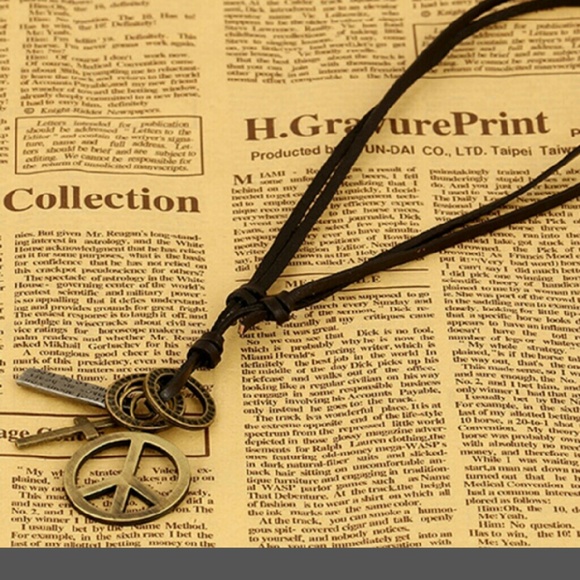 Necklace peace sign cross nice - Picture 2 of 2