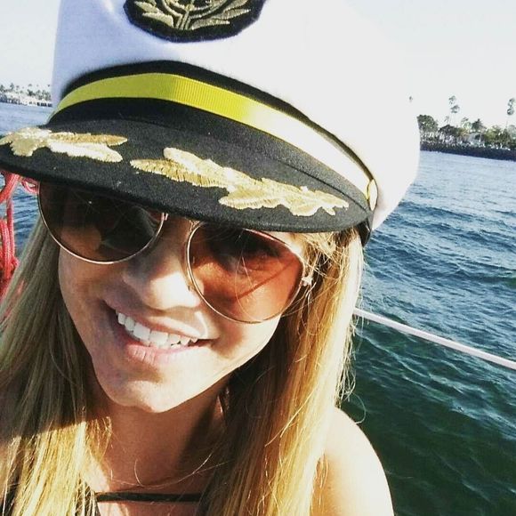 Meet your Posher, Allison