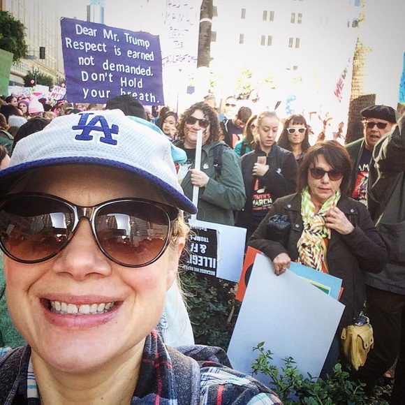 Meet your Posher, Hilary - Picture 3 of 4