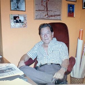 Meet your Posher, Stanley