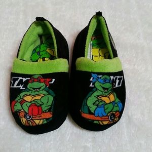 Ninja Turtle Slippers. MAKE AN OFFER!!