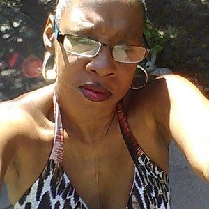 Meet your Posher, Antoinette