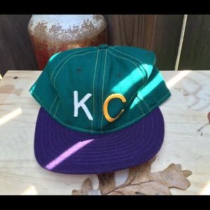 🍁🍂BALDWIN BASEBALL CAP🍂🍁