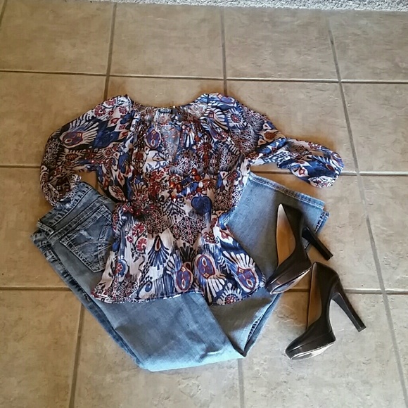 Alloy patterned blues, creams, burnt orange blouse