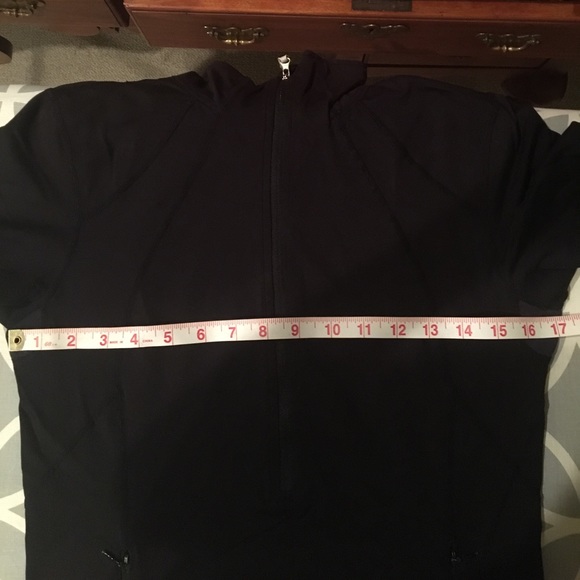 Latigo Equestrian, 1/2 zip pullover . Size x-small - Picture 5 of 5