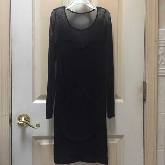 Black sheet at the top dress