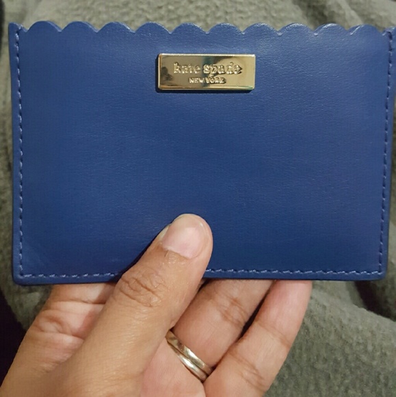 🚩⬇ REDUCED Kate Spade wallet