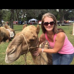 Meet your Posher, Kim