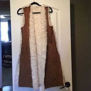 Reversible long vest