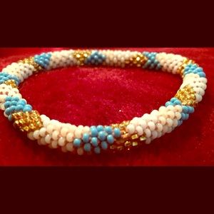 Beaded bracelet