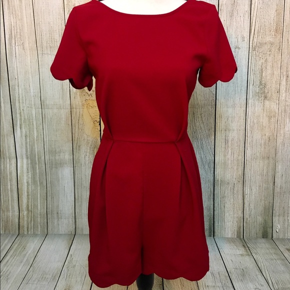 ‼️FLASH SALE‼️Red Scalloped Romper