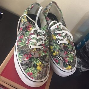 Vans, size 6