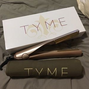 Tyme hair curler. Barley used.