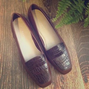 Enzo Angiolini Leather Flats
