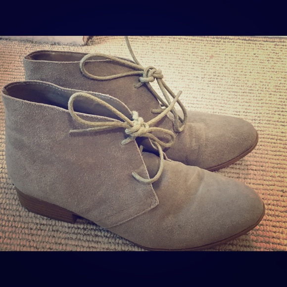 Fall tan boots!