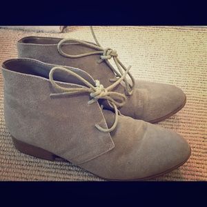 Fall tan boots!
