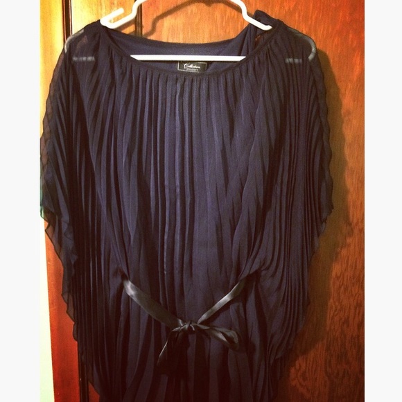 Pleated Butterfly Sleeve Navy Top