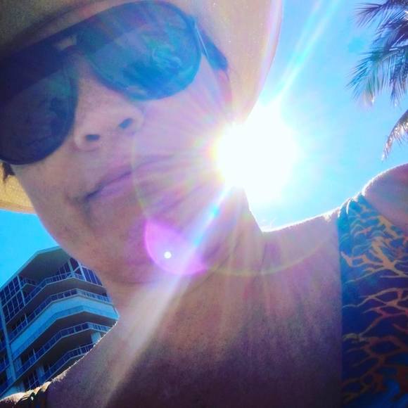 Meet your Posher, Ana