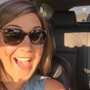 Meet your Posher, Sarah