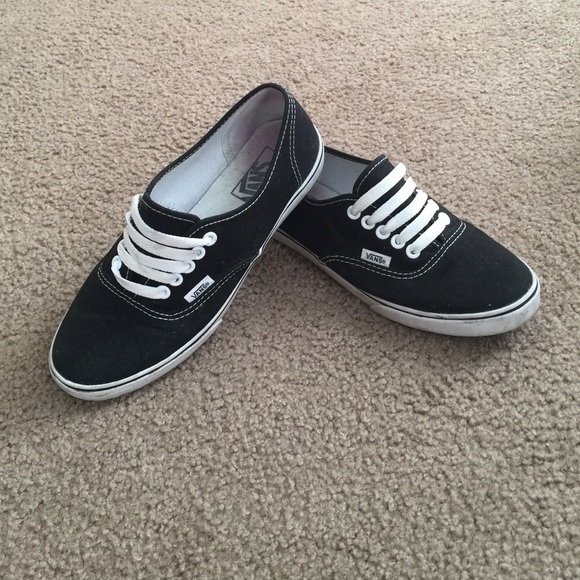 Black vans