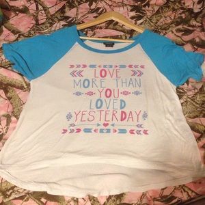 Rue21 t-shirt size medium 95% rayon 5% spandex