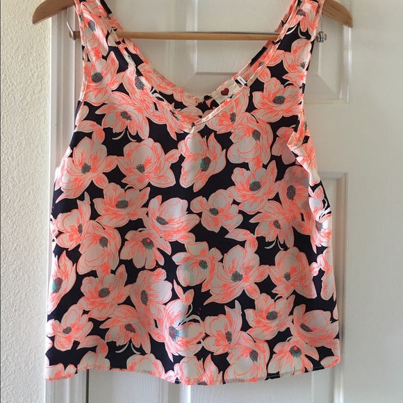 Tops - One Clothing Floral Top