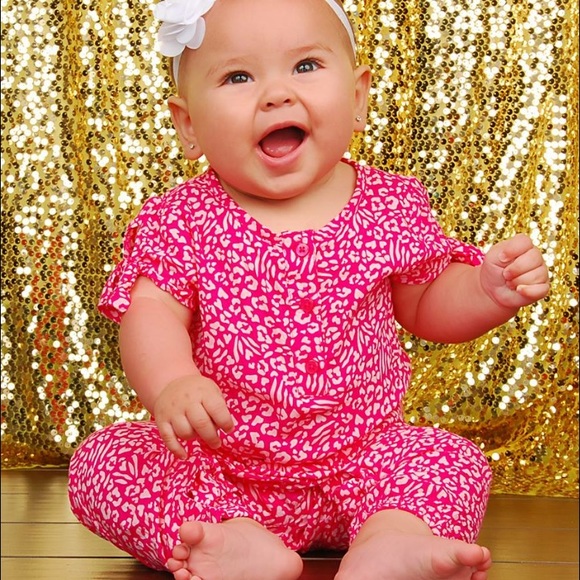 Baby girl jumper and romper set size 18M