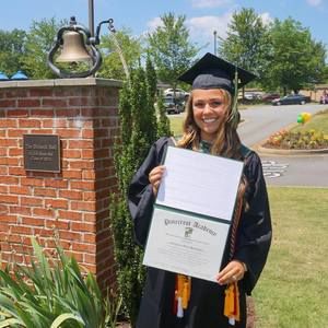 Meet your Posher, Steffi