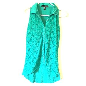 3 Lace front sleeveless tops