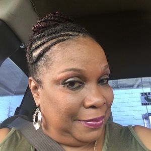 Meet your Posher, Kimberly