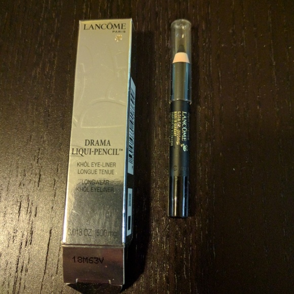 Lancome mini Drama Liqui-Pencil in Noir Intense
