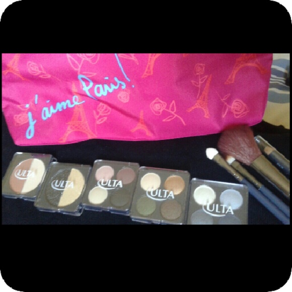 Ulta set of eyeshadow with lancome gift makeup bag - Picture 1 of 4