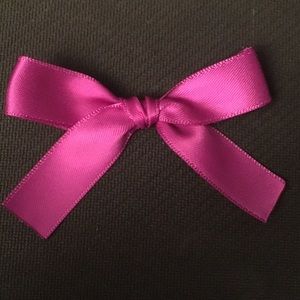 Pink knot bow