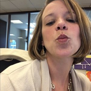 Meet your Posher, Joann